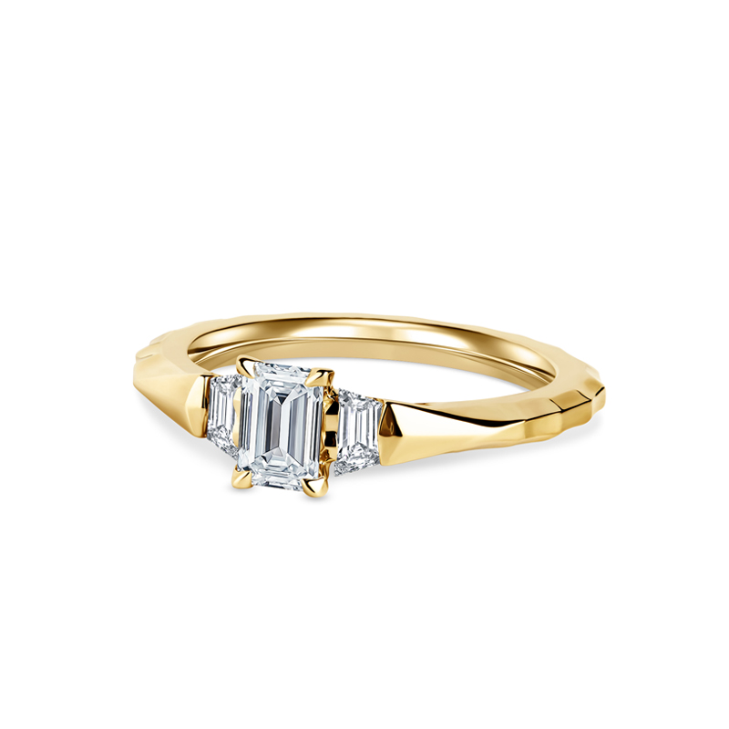 18ct Yellow Gold & 0.4ct Emerald Cut Diamond Ring